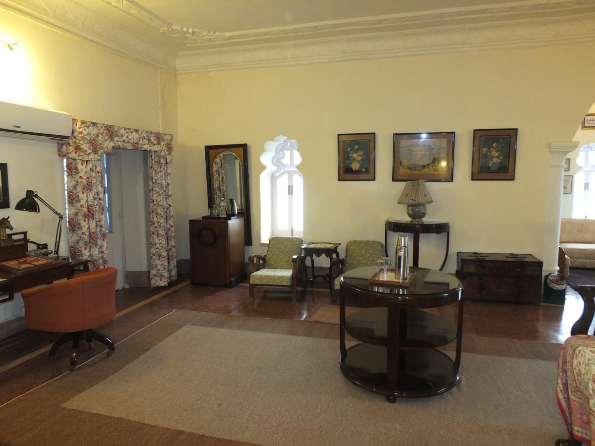 Udai Bilas Palace Dungarpur Exteriör bild
