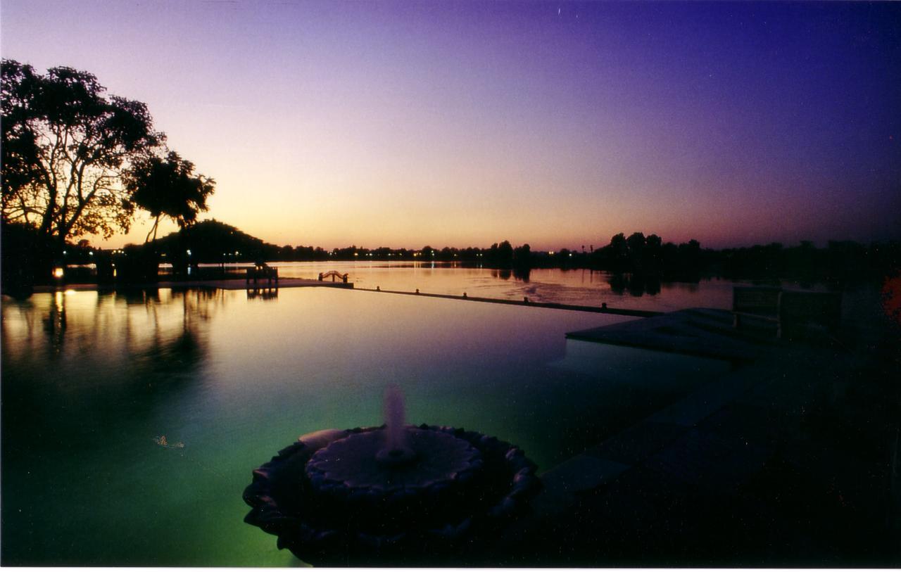 Udai Bilas Palace Dungarpur Exteriör bild
