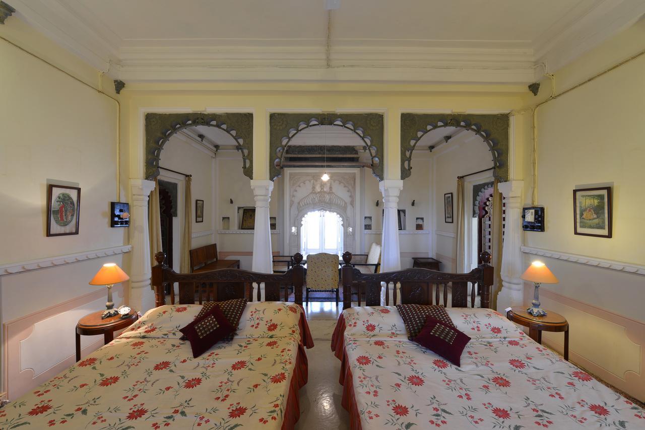 Udai Bilas Palace Dungarpur Exteriör bild